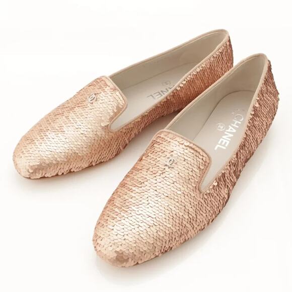 NWOT Chanel Embellished Sequin CC Logo Slip On Smoking Loafer Flat Pink 37.5 / 7 - Picture 1 of 6
